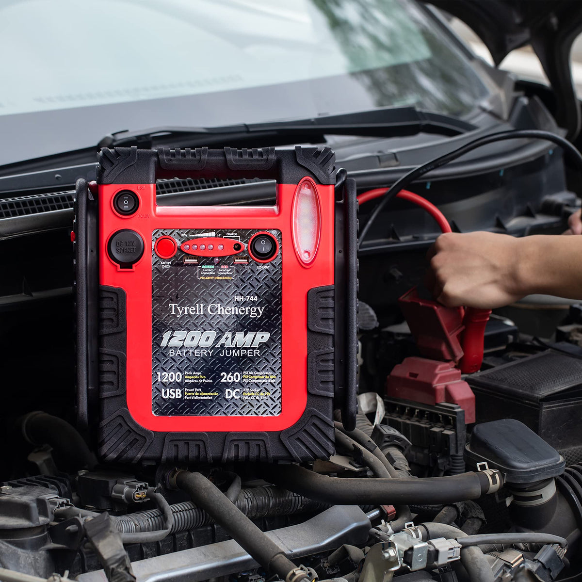 1800A 20000mAh 12V Jump Starter & Portable Air Compressor L204306