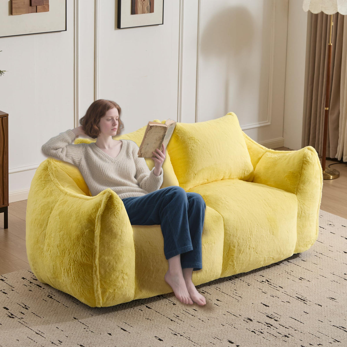 Oversized Ultra Soft Fluffy Faux Fur Bean Bag Chair with Pillows U4419