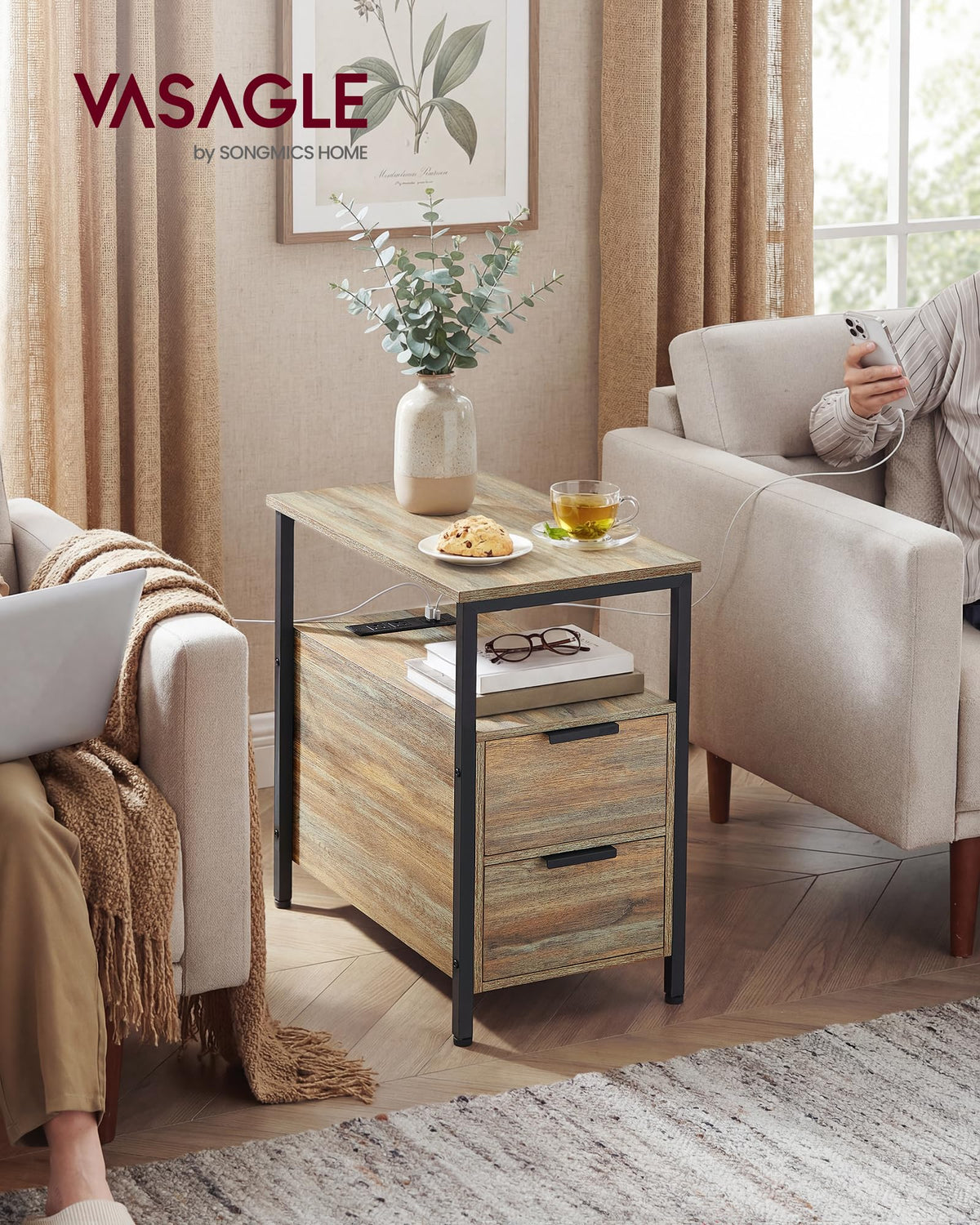 Side End Table with Charging Station P690