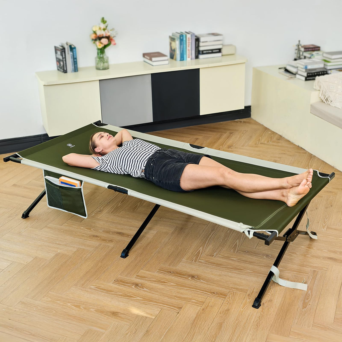Extra Wide Folding Camping Cot with Carry Bag N79255