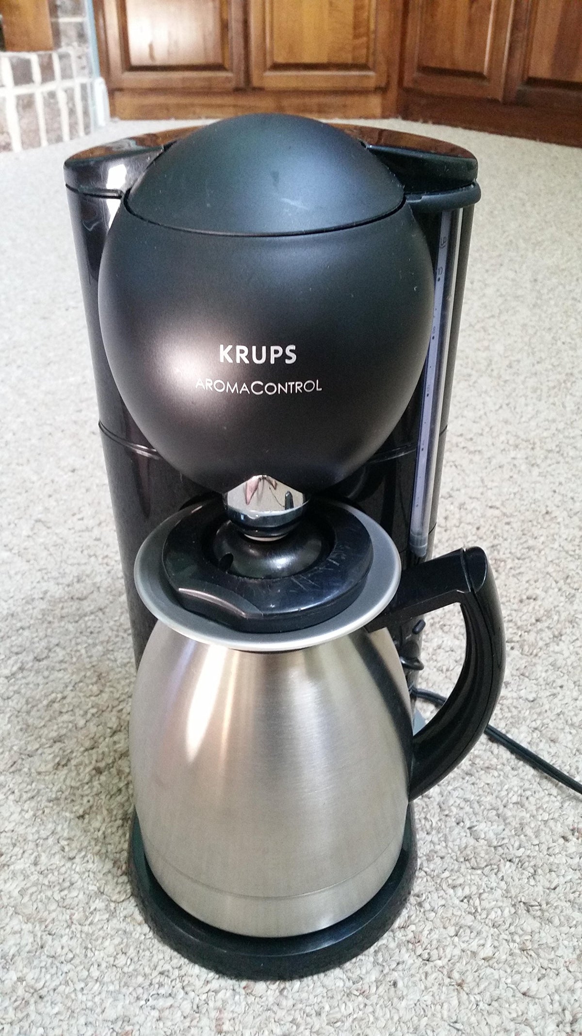 10-Cup Coffeemaker with Thermal Carafe B453742